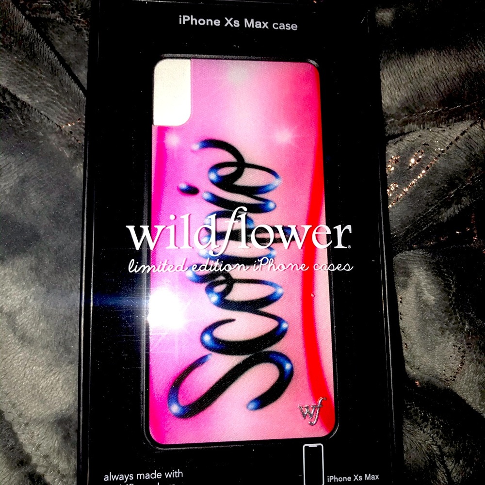 *BRAND NEW NEVER OPENED* SCORPIO CASE